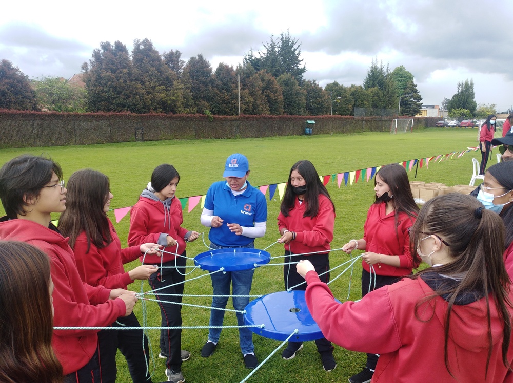 Reto y trabajo en equipo Bravo SAS